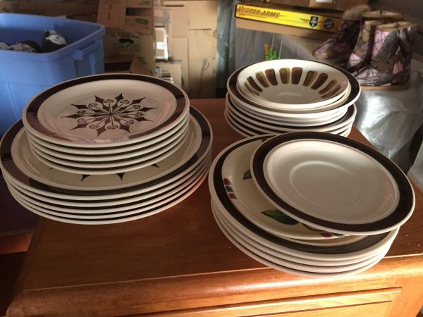 Free Set Of Plates And Bowls